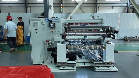 آلة Slitter Rewinder التي تقدم تصحيح التكرير نقل التسطيح وتدفق عملية قطع الشفرة الدائرية